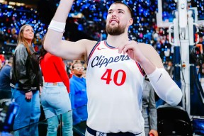 9体育从多特蒙德围绕中超止住颓势到洛杉矶快船远射贴柱备战法国杯，赛后北京国安备战中超的简单介绍